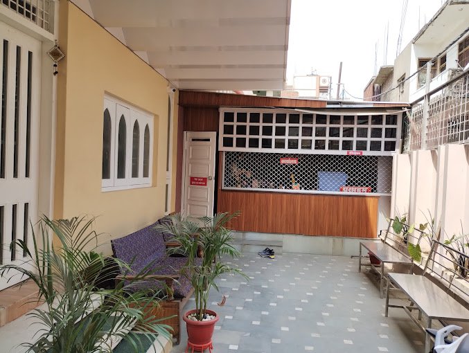 varanasi - aditya ashram sewa samiti